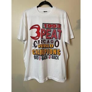 1993 Chicago Bulls 3 Peat World Champions Tshirt Mens  Tee Graphic T-Shirt